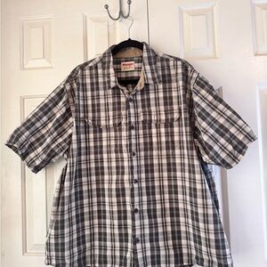 Wrangler Authentic’s Men's Short Sleeve Plaid Button-Up Shirt SZ 2XL